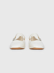 Billini Finnegan Ballet Flats Bone Patent
